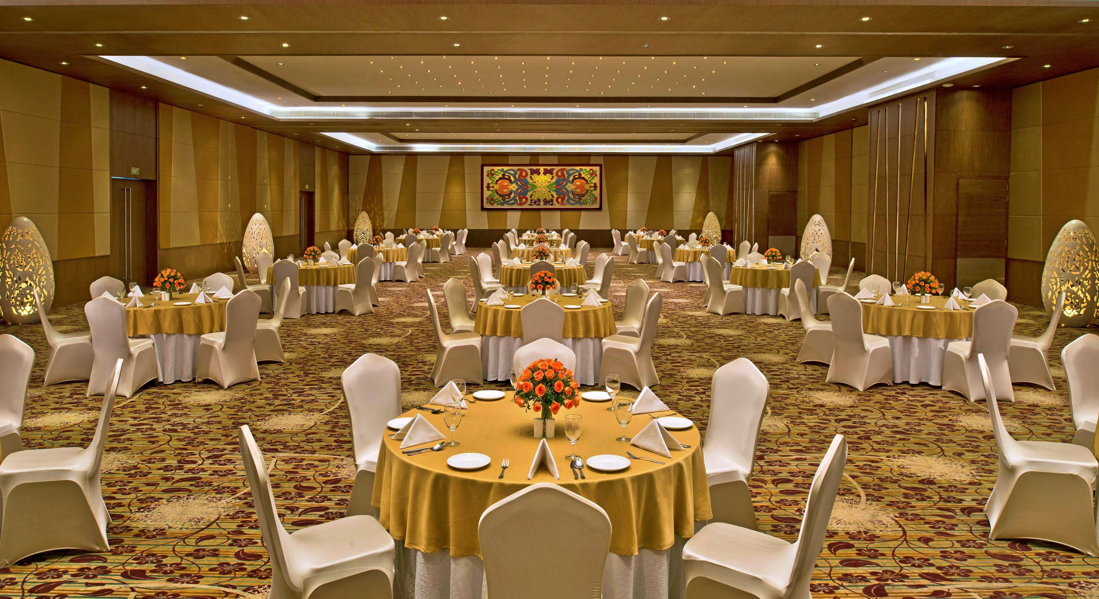 Radisson Resort & Spa Kandla Gāndhīdhām Exteriér fotografie