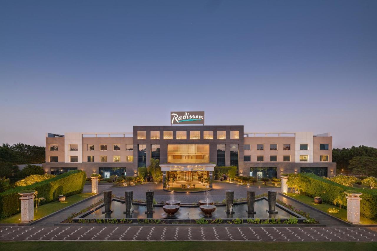 Radisson Resort & Spa Kandla Gāndhīdhām Exteriér fotografie